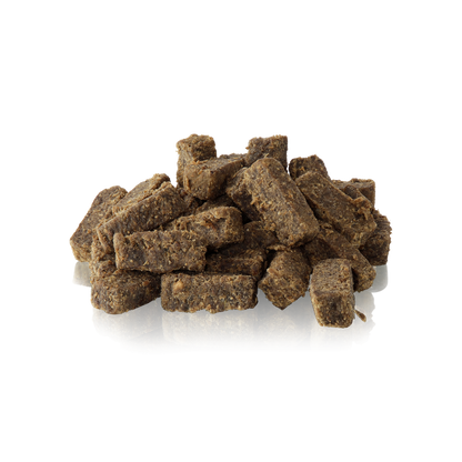 Essenital - 極緻手工小食系列 - 牛肉及香草方塊 ( 125 g )